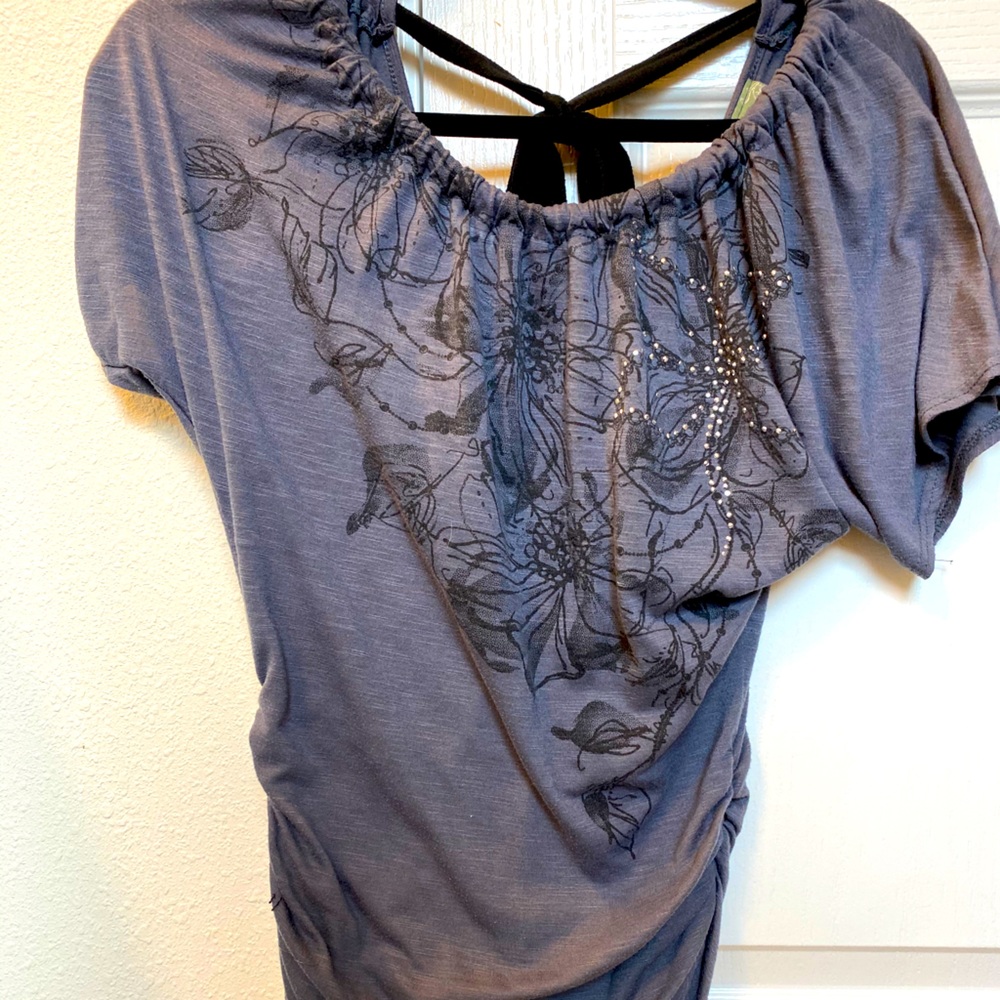 East way grey blouse with jewels